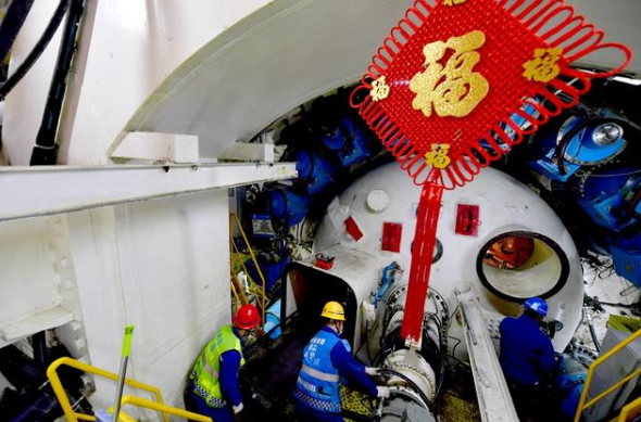 北京市通州區(qū)融媒體中心：通州區(qū)東六環(huán)改造工程最高日進(jìn)尺24米                                                                                                                                                                         