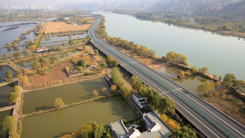 甘肅蘭永項目太極島特大橋