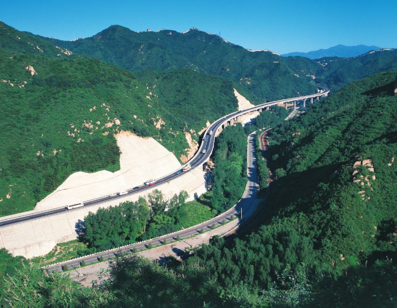 北京八達嶺高速公路石佛寺大橋