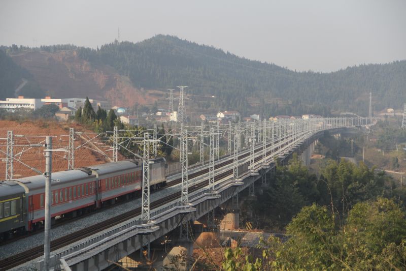 蘭渝鐵路廣重段